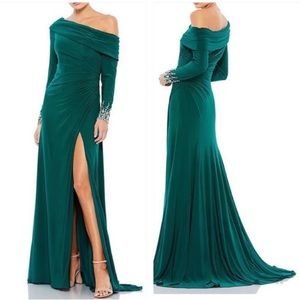 Mac Duggar classic modest gown
